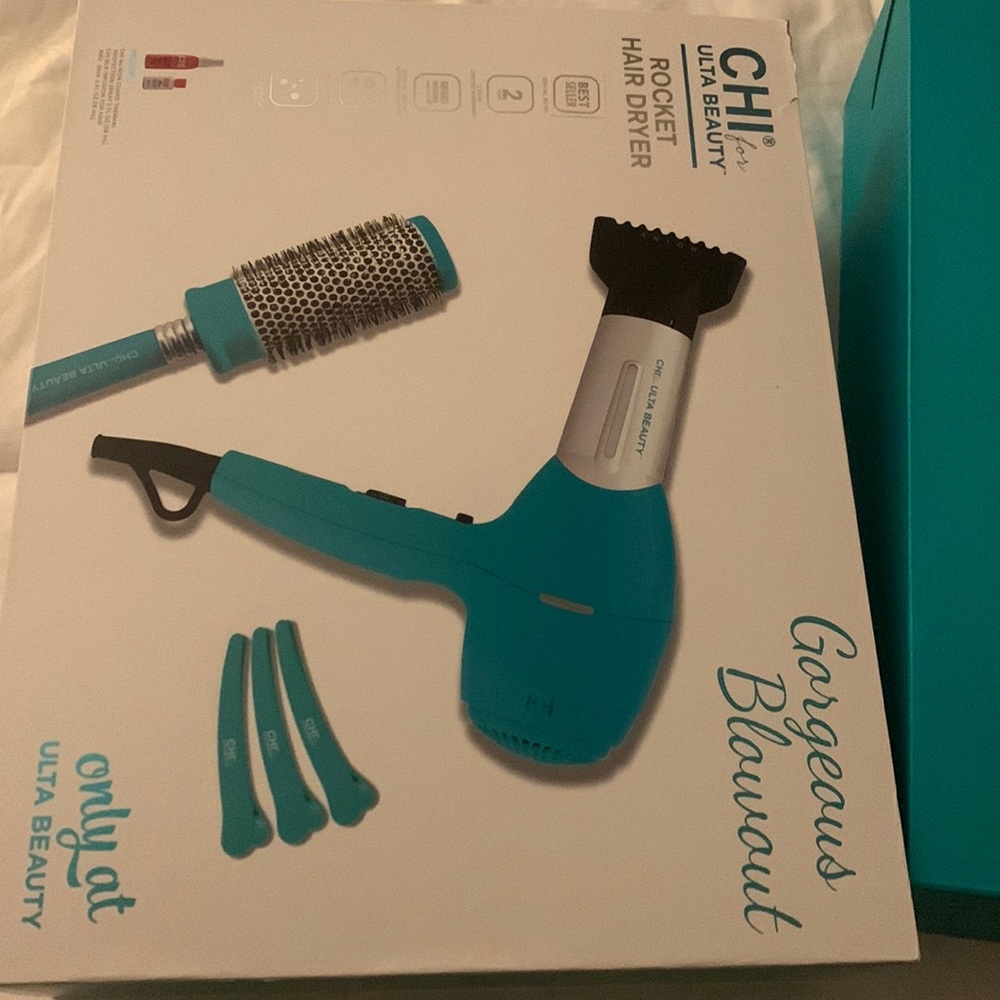 CHI ROCKET HAIR DRYER ALMODT NEW CONDITION ALL ACCESSORIES INCLUDED